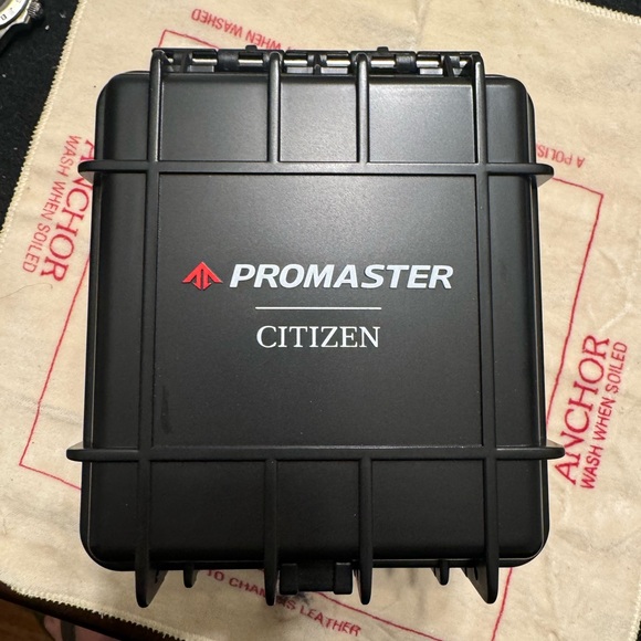 COPY - Citizen Promaster Altichron
Watch Eco-Drive J290-R007955 - Picture 14 of 15